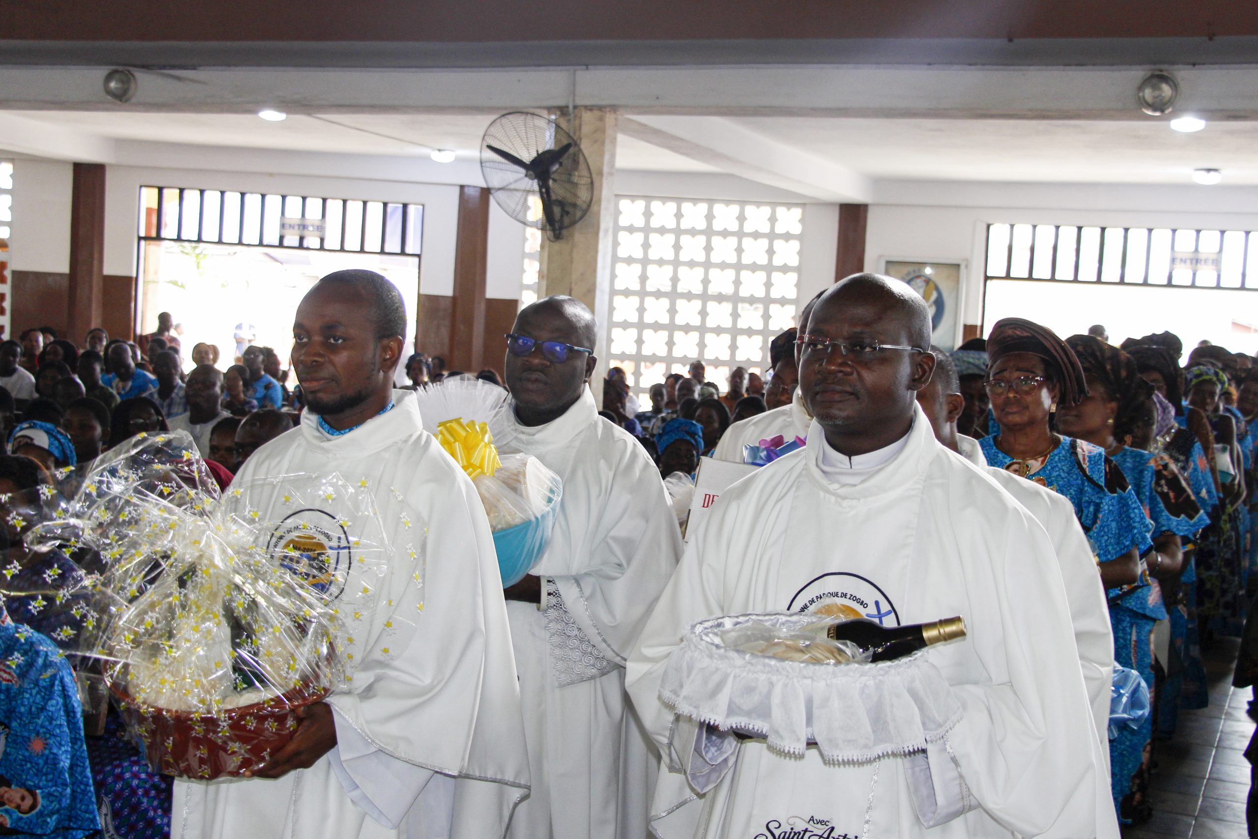 40 ans de la paroisse Saint-Antoine de Padoue de Zogbo : une célébration dans la ferveur et l’allégresse